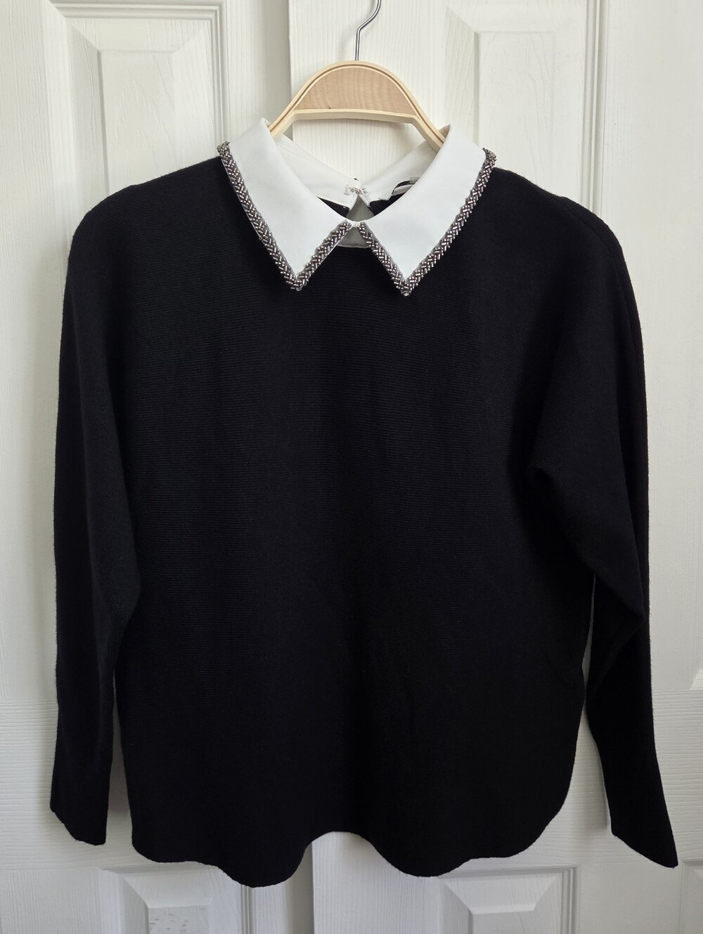 Sioni Milano Black Knit Long Sleeve Twee Sweater Embelished Beaded Collar, Med